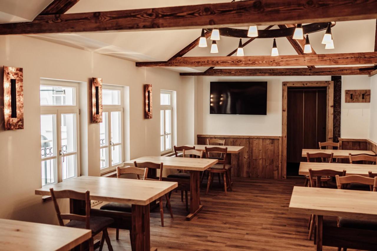 Gasthaus Zum Adler Großwallstadt 外观 照片